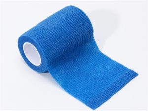 Benda elastica coesiva in TNT dim.mt 4,5x 7,5 cm blu cf.10 rotoli - 34734